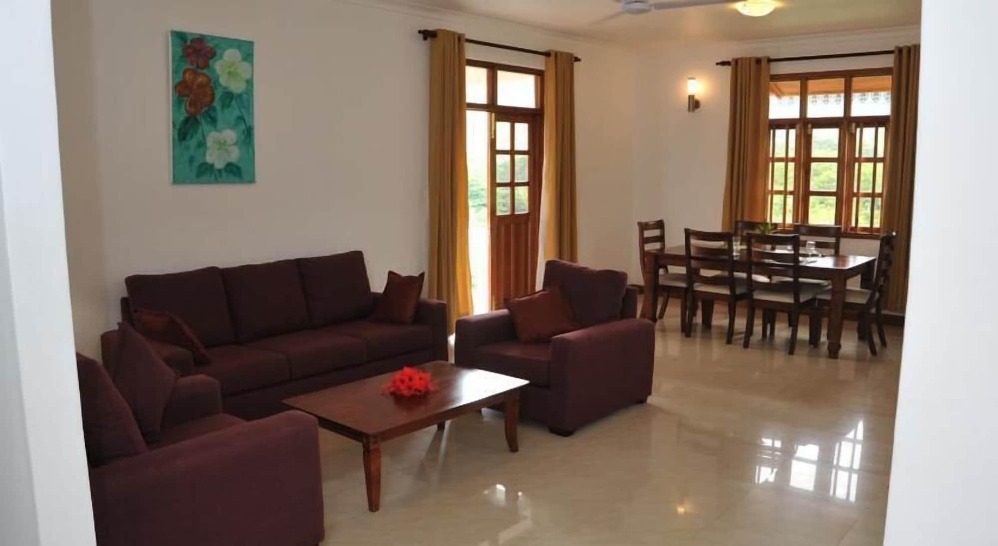 La Fontaine Holiday Apartment Bel Ombre ภายนอก รูปภาพ