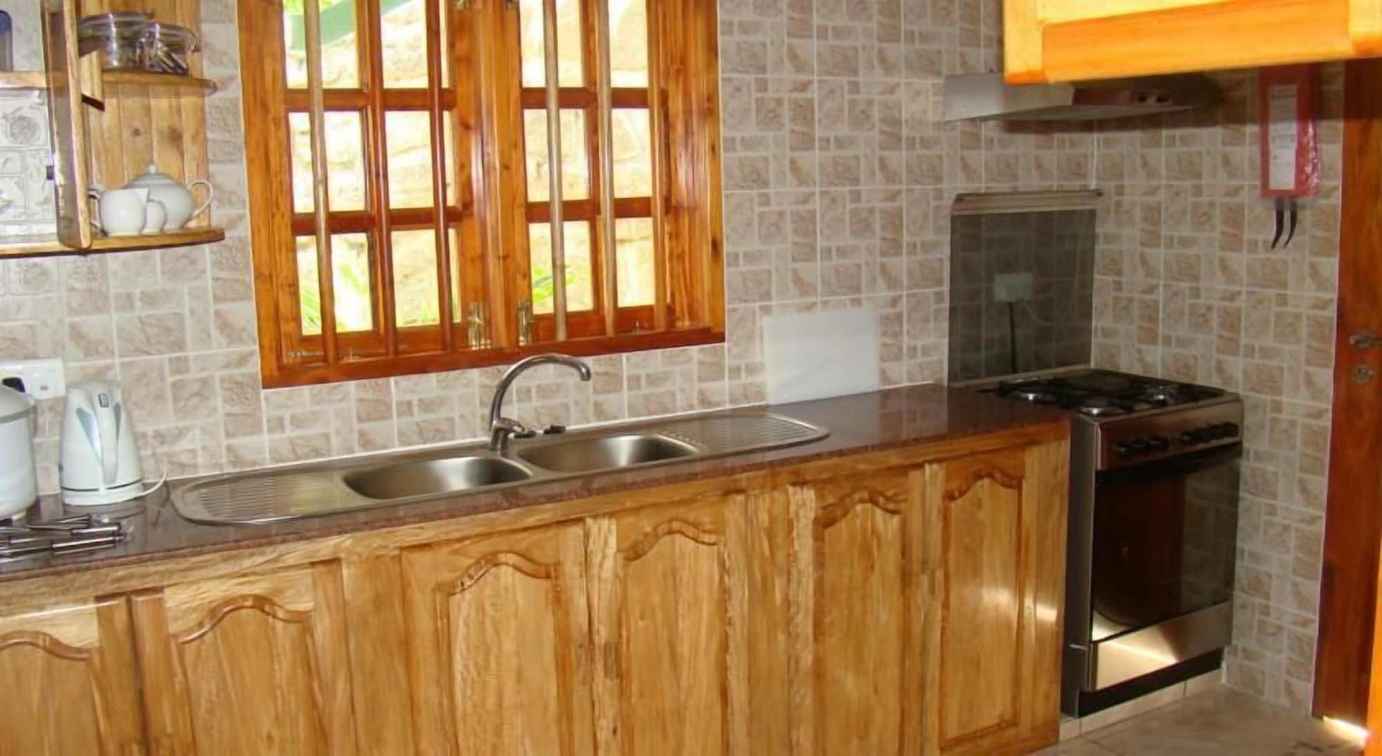 La Fontaine Holiday Apartment Bel Ombre ภายนอก รูปภาพ
