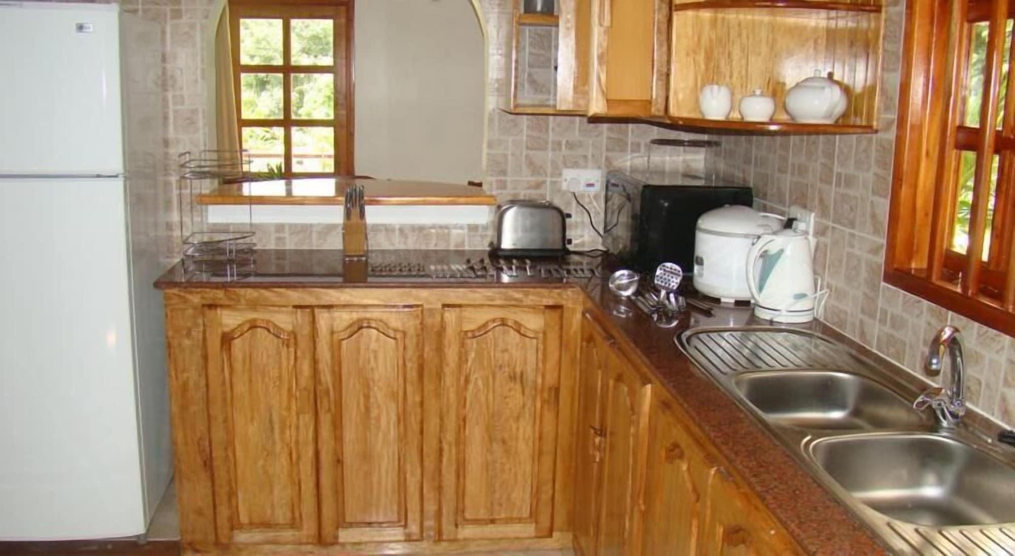 La Fontaine Holiday Apartment Bel Ombre ภายนอก รูปภาพ
